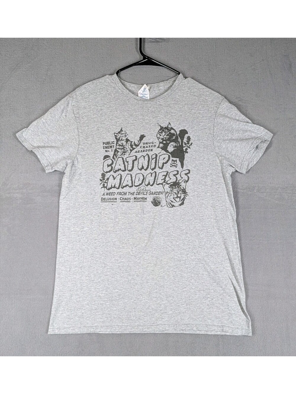 Catnip Madness Mens Medium Gray Graphic T Shirt Funny Cat Novelty Goth Punk Tee